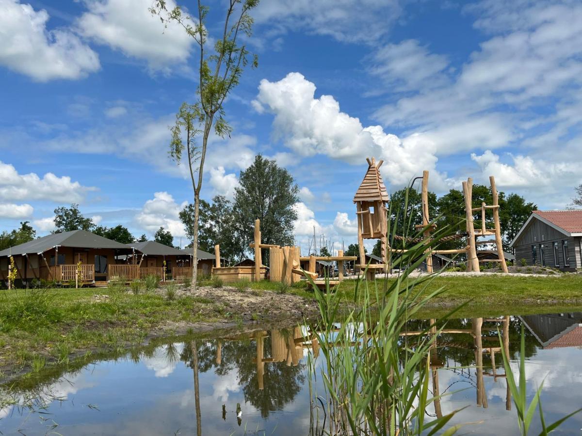 Waterherberg It Beaken Heeg Exterior photo